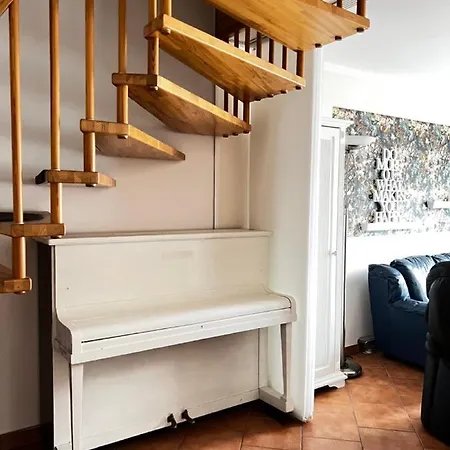 Rosenfeld 2 民宿 *