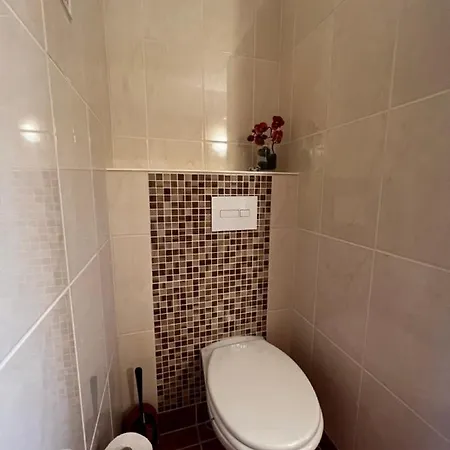 Rosenfeld 2 Homestay Pinneberg